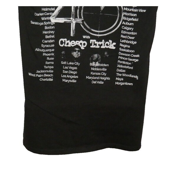 Foreigner Cheap Trick 40th Anniversary 2017 Tour Small T-Shirt - Picture 7 of 12